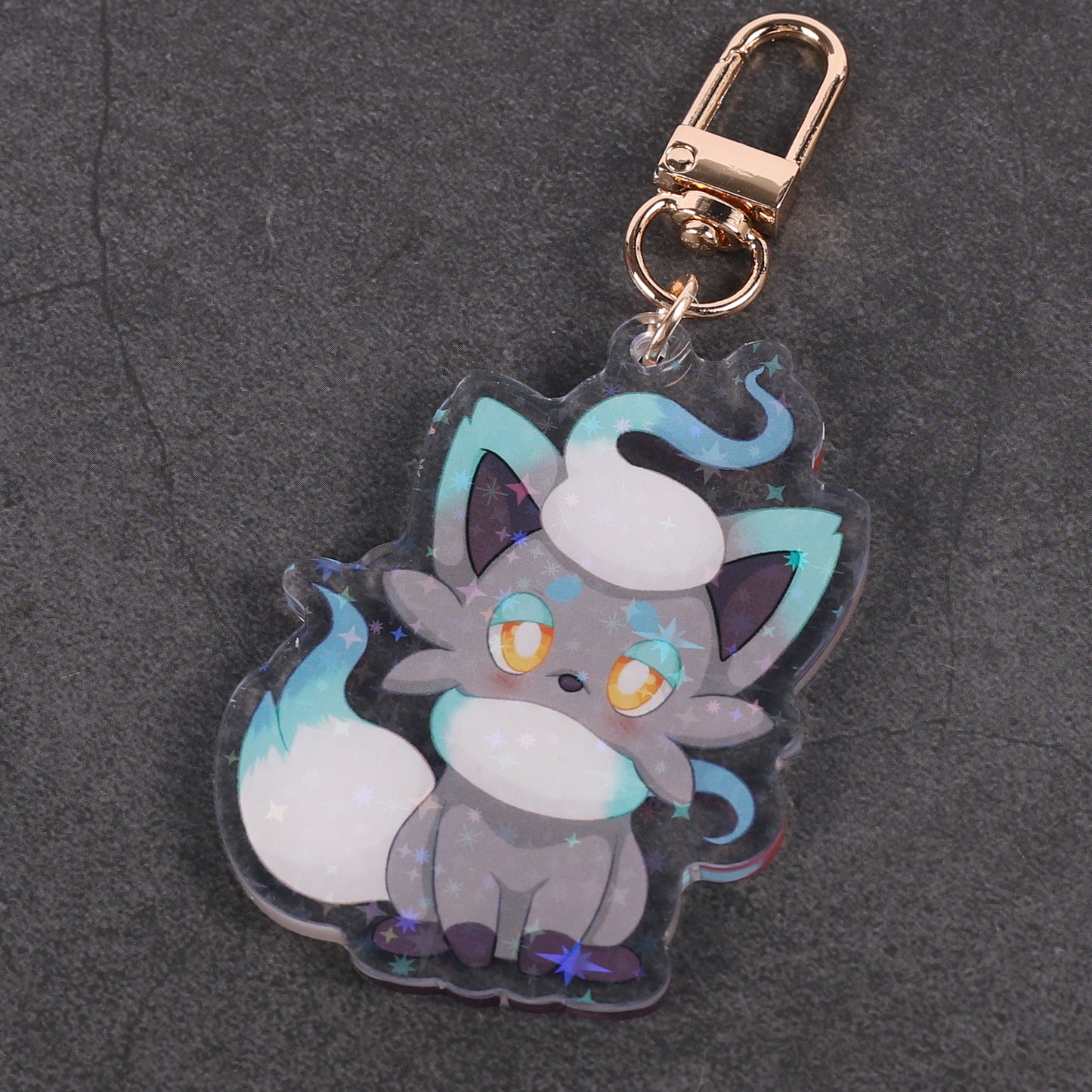 Hisuian Zorua - Shiny colours & Holographic reverse