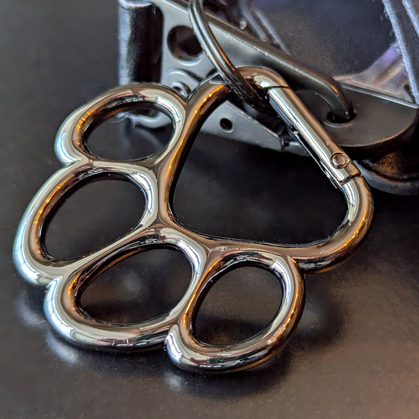CaraBean - Carbonfiber (Gunmetal Black)